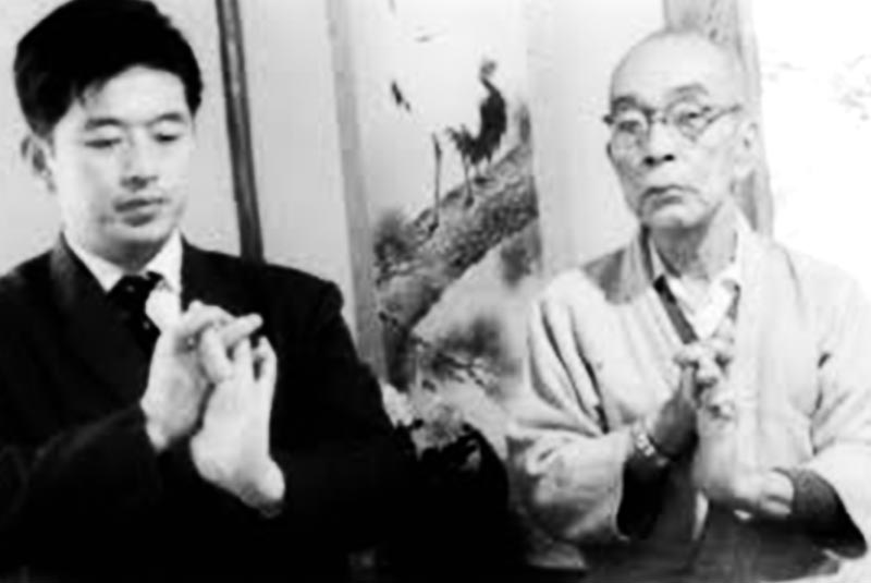 Hatsumi and Takamatsu doing Gakorai Tosha